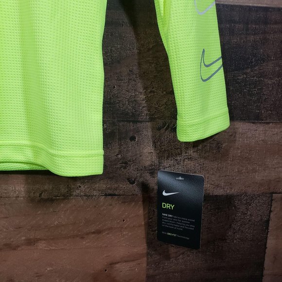 Nike NWT lightweight hooded long sleeve shirt xsma - Picture 6 of 9